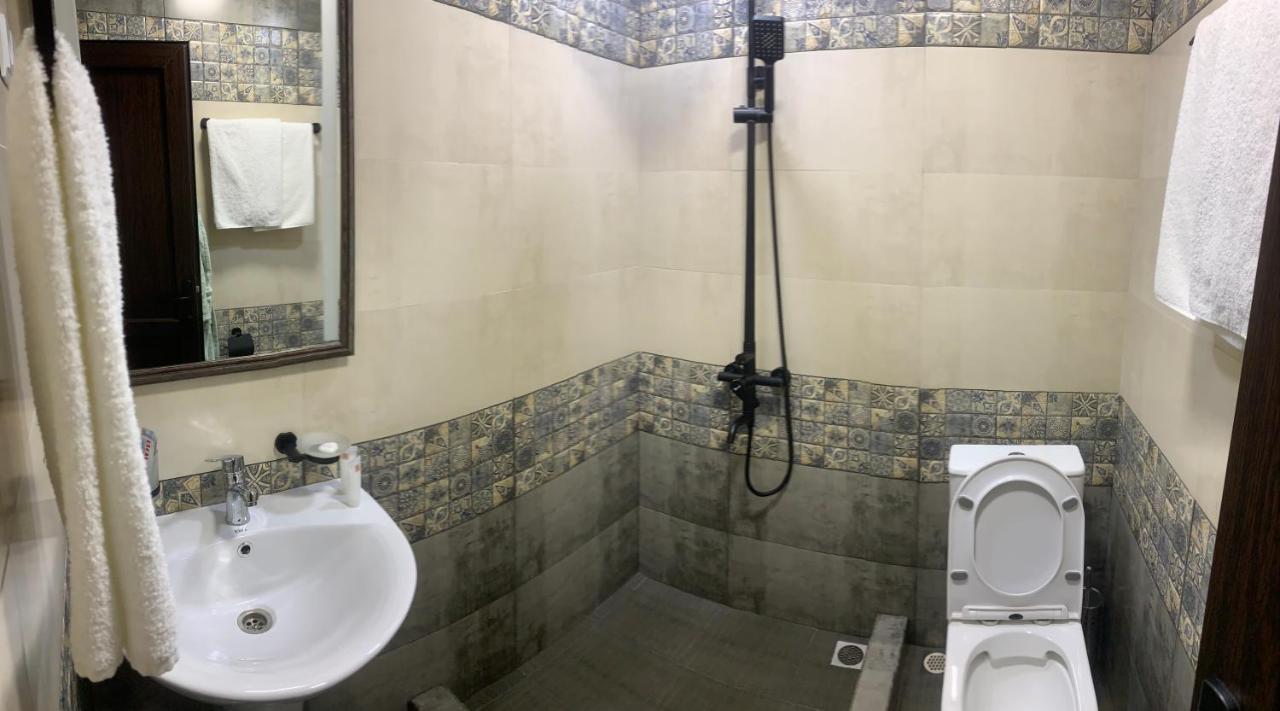 Hotel Maruna Sevan Luaran gambar