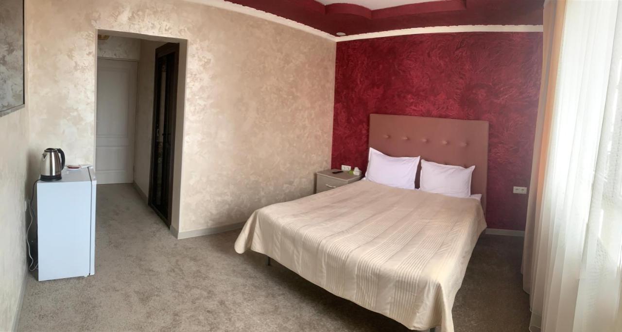 Hotel Maruna Sevan Luaran gambar