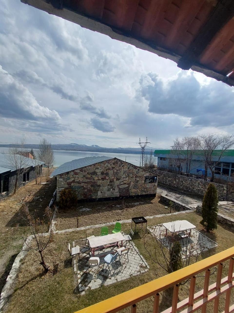 Hotel Maruna Sevan Luaran gambar